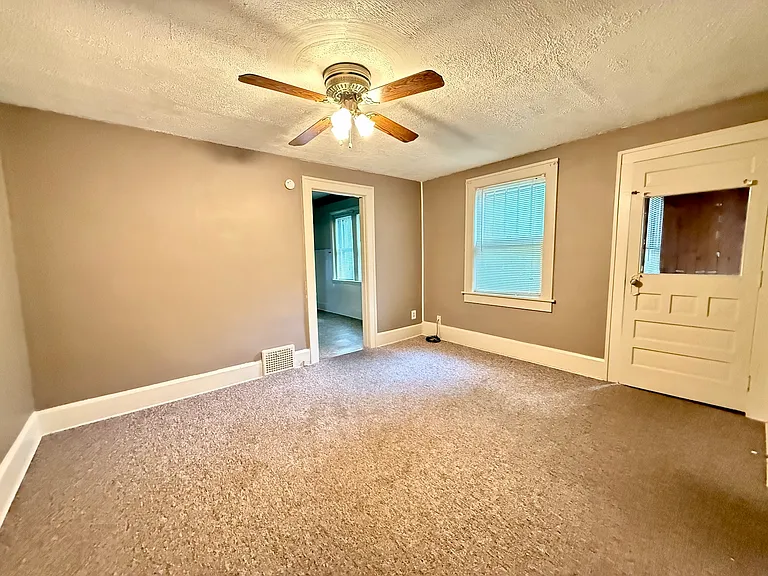 318 Quarry St #4 — Photo 4