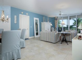 1060 Borghese Ln APT 304, Naples, FL 34114