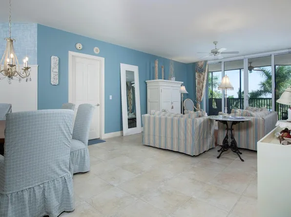 1060 Borghese Ln, Naples, FL