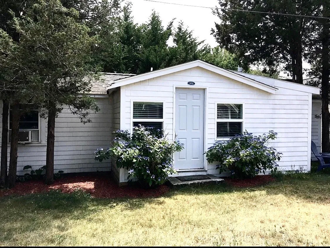140 Millstone Rd — Photo 1