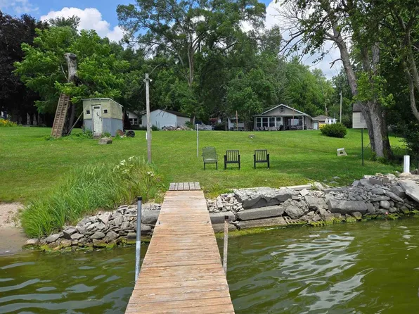 1400 East Road 9 Road, Edgerton, WI 53534