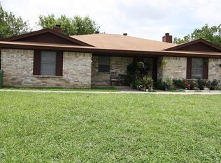 7716 Jennifer Ln, North Richland Hills, TX 76182