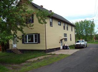 1616 E 11th St, Hibbing, MN 55746