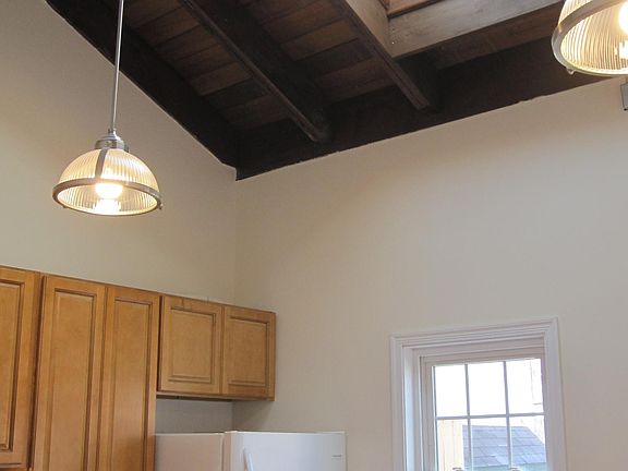 2nd image of 182 Penn St #4