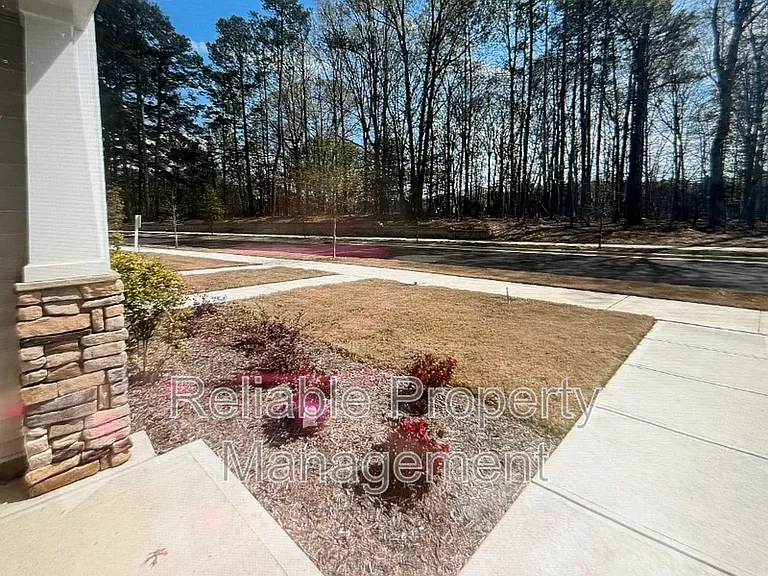 6407 Granite Quarry Dr — Photo 3