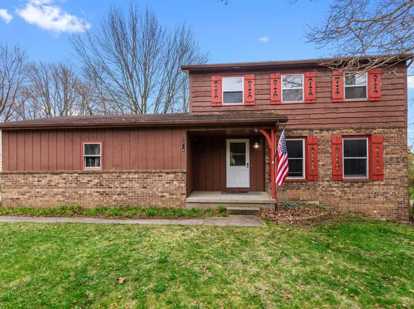 2214 Embro Dr SE, Kentwood, MI 49508