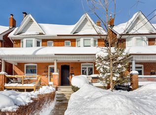 232 Ashworth Ave, Toronto, ON M6G 2A7