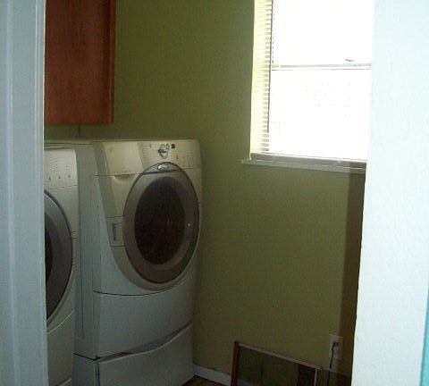 5th image of 119 Clover Ln