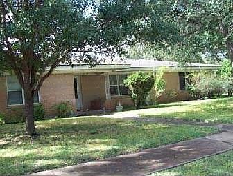 1st image of 1305 Kingfisher Dr