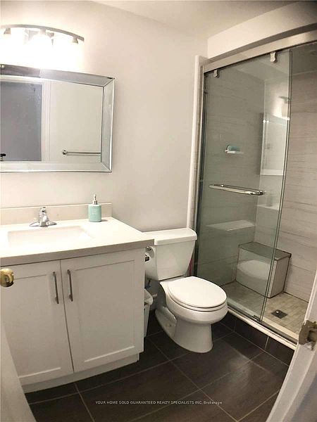 Toronto House for rent - 3 Bedrooms — photo 8