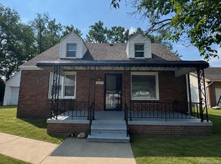 20195 Westhampton Ave, Southfield, MI 48075