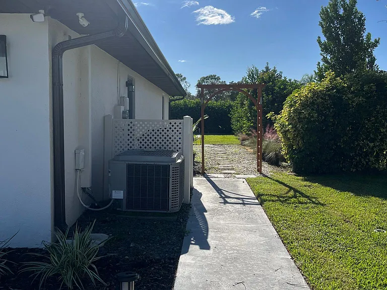 3609 Monza Dr — Photo 11