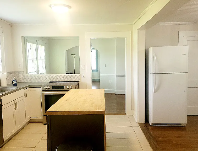 928 W Lydia Hwy — Photo 13