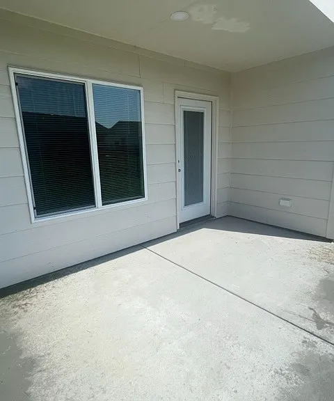 4527 N Sandplum St — Photo 2
