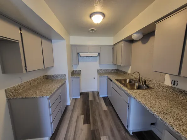 3013 La Costa St #C, Bakersfield, CA 93306