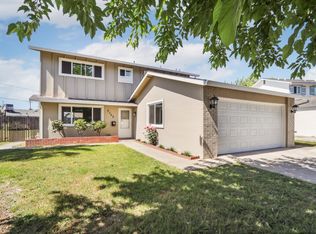 7140 Briggs Dr, Sacramento, CA 95828