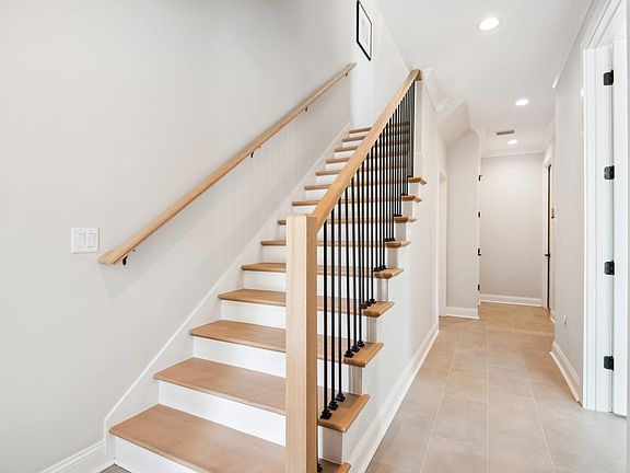 4th image of 4515 W North A St APT 1