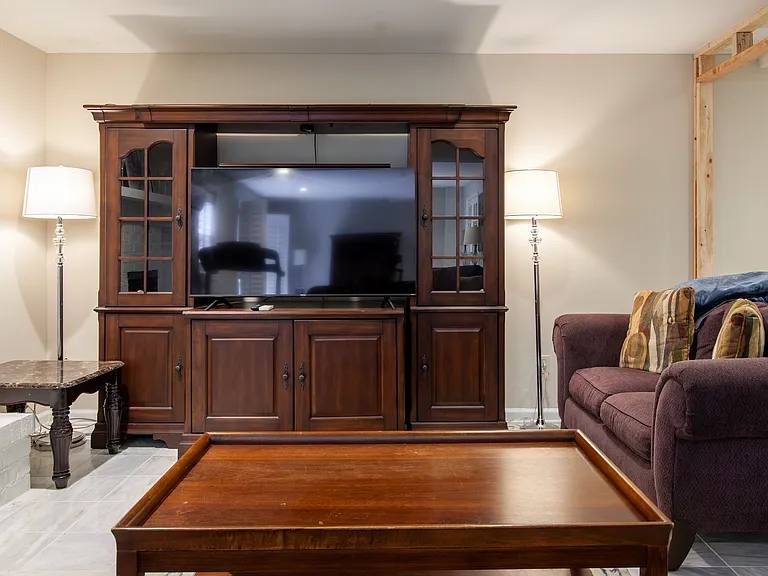 6034 Chesterbrook Rd #B — Photo 29