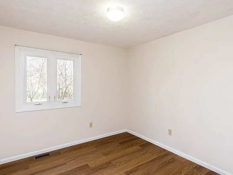 5334 Tara Hill Dr — Photo 8