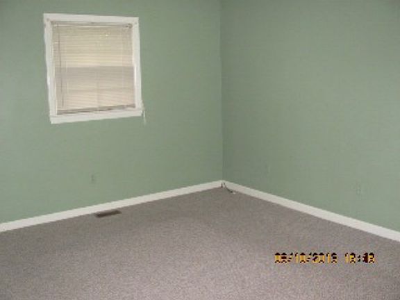5th image of 712 Park Ave