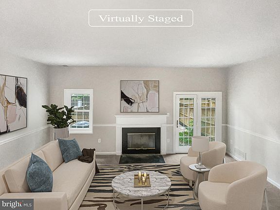 2nd image of 9856 Oakdale Woods Ct