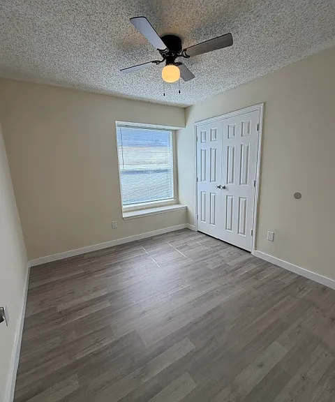 1117 Gordon Oaks Dr — Photo 17