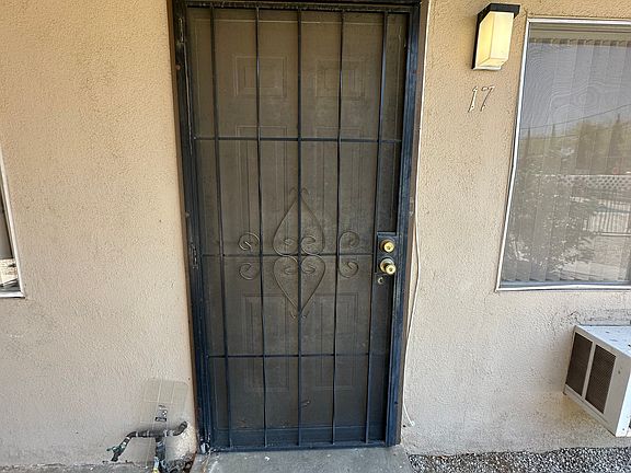 3rd image of 57475 Lupine Dr #17