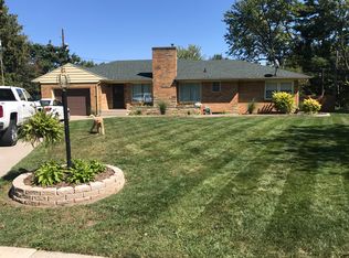 1816 Lynne Ln NW, Grand Rapids, MI 49504