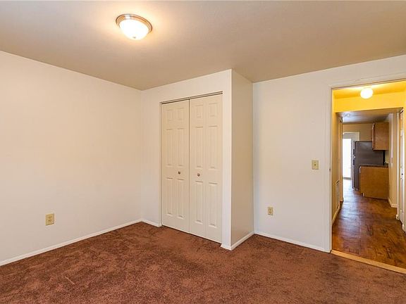 5th image of 25108 Cooper Ave