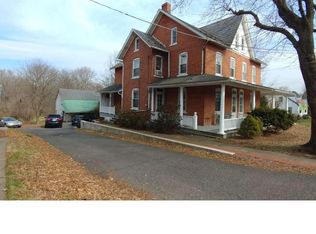 2145 Spinnerstown Rd, Quakertown, PA 18951