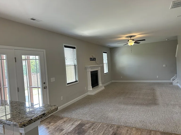5233 Debut Ave — Photo 11
