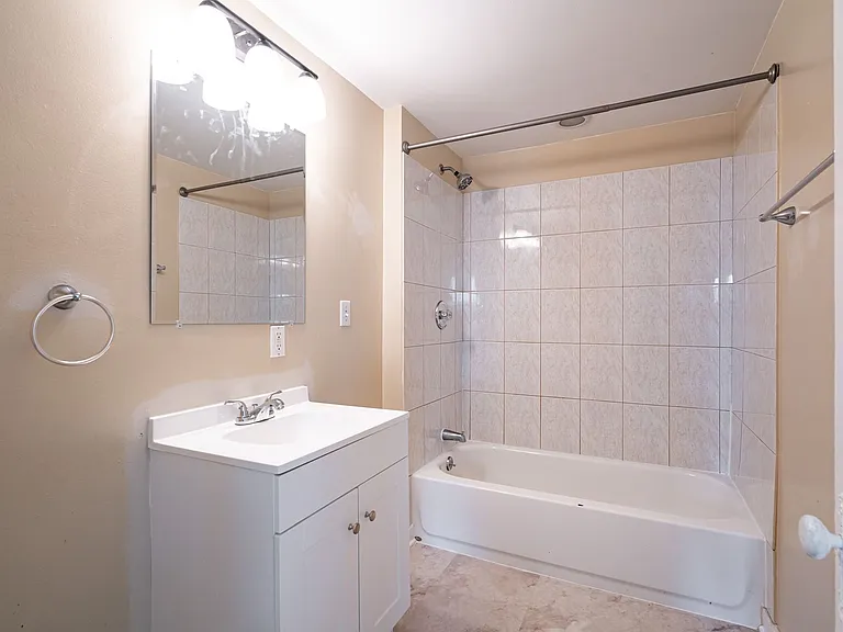 3315 N Holton St — Photo 13