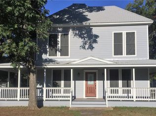 530 S Magnolia Ave, Luling, TX 78648