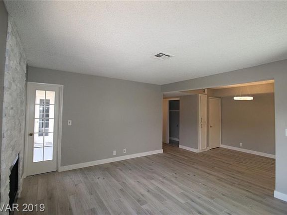 4th image of 1701 E Katie Ave APT 87