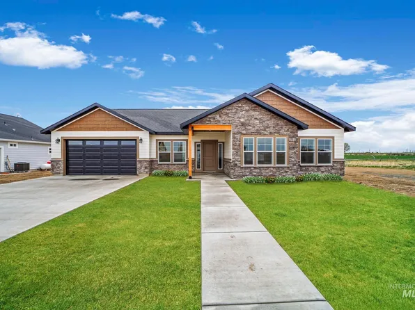 1530 Mountain View Dr, Gooding, ID 83330