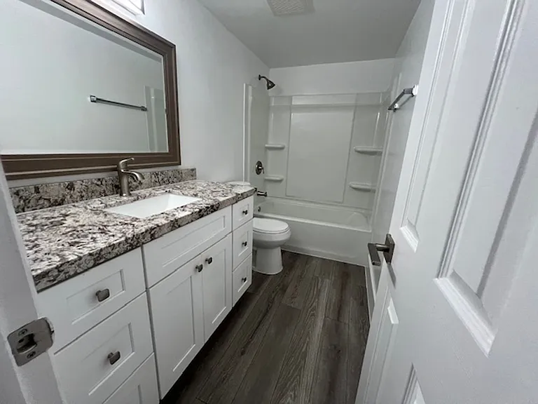 310 Lake Shore Dr West Palm Beach, FL 33403 — Photo 7
