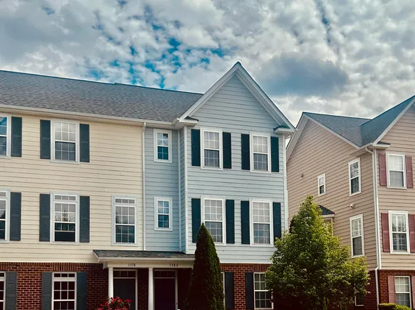 1380 Timberwood Blvd, Charlottesville, VA 22911