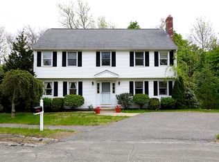 11 Twin Light Cir, Rockport, MA 01966