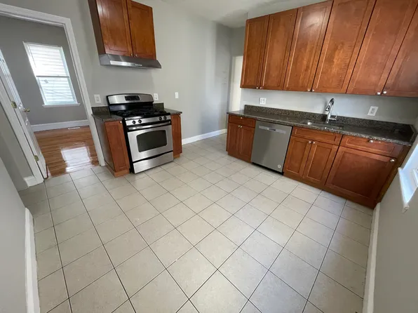 33 Dunlap St #1, Boston, MA 02124