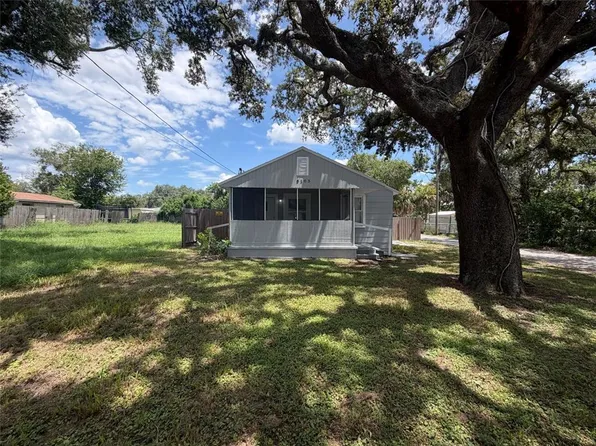 8103 N 18TH STREET, TAMPA, FL 33604