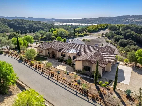 725 Calle San Luis Rey, Arroyo Grande, CA 93420
