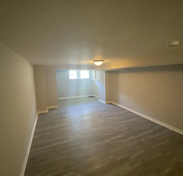 424 Ilchester Ave — Photo 20