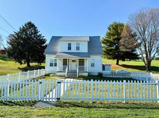 2165 Tent Rd NE, Lancaster, OH 43130