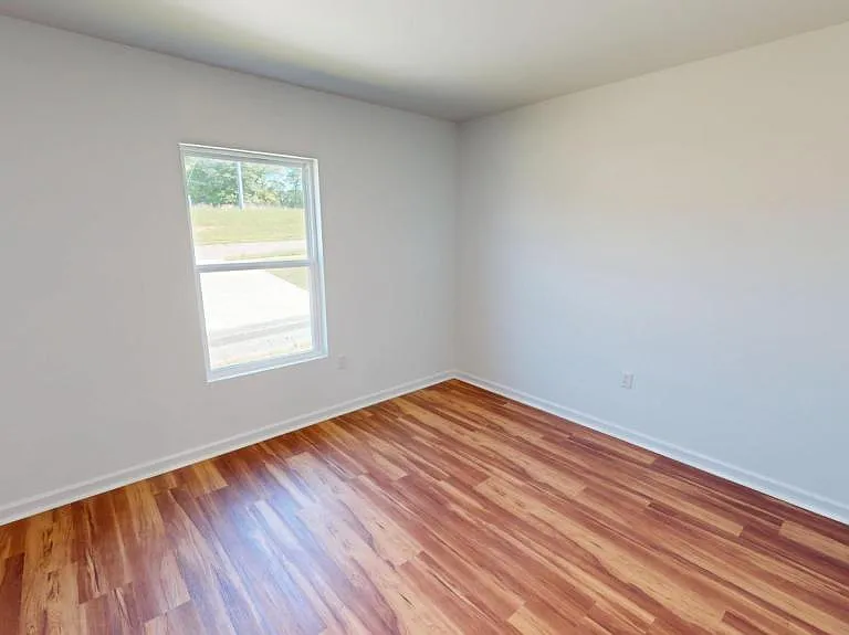 203 Charleston Dr — Photo 17
