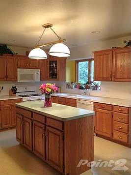 8247 southampton kitchen 2