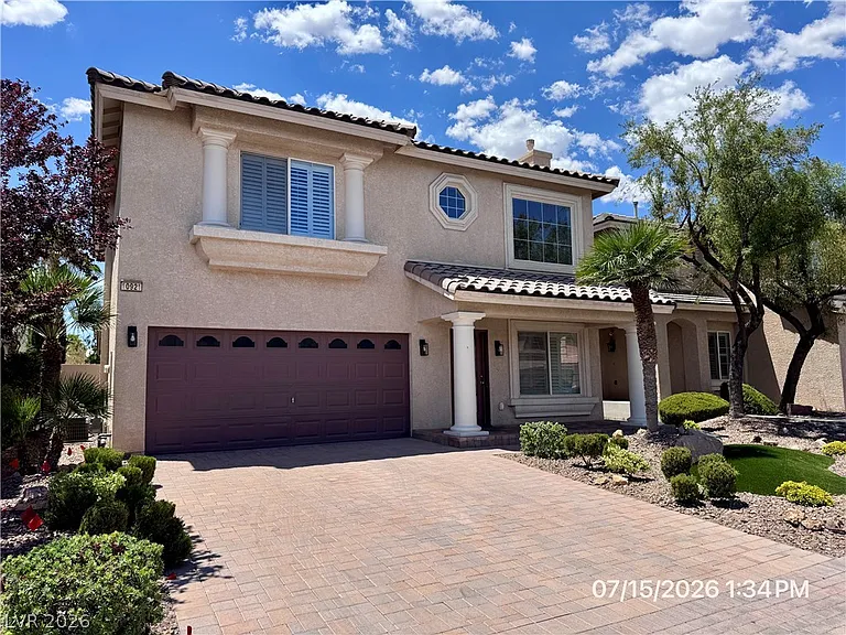 10921 Calcedonian St — Photo 1