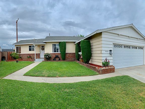 2nd image of 14331 Valona Dr