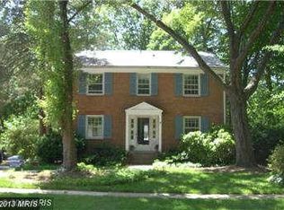 624 Blossom Dr, Rockville, MD 20850
