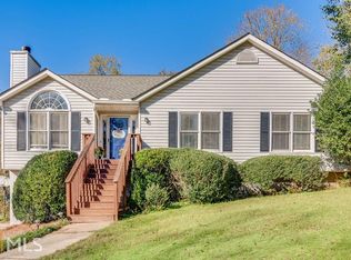 203 Blacks Mill Trce E, Dawsonville, GA