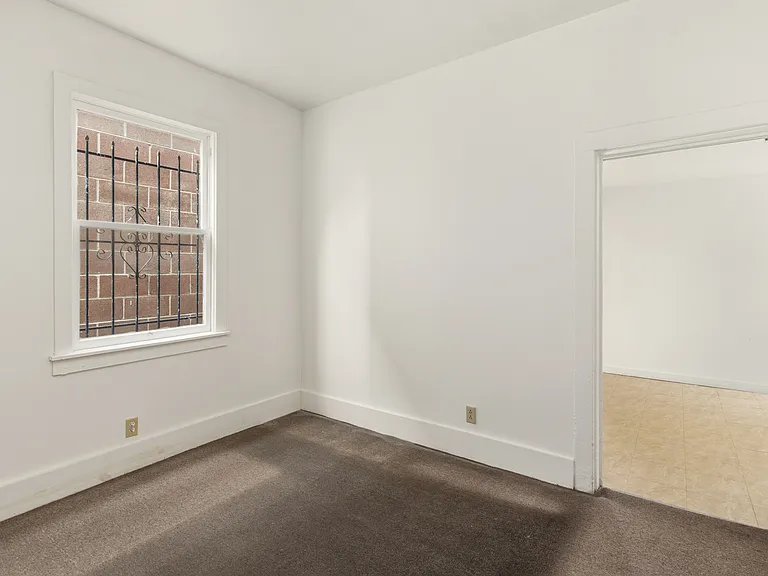 811 W Grand Ave #A — Photo 14